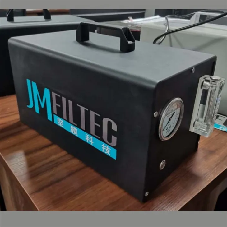 Attrezzatura da laboratorio a membrana tubolare